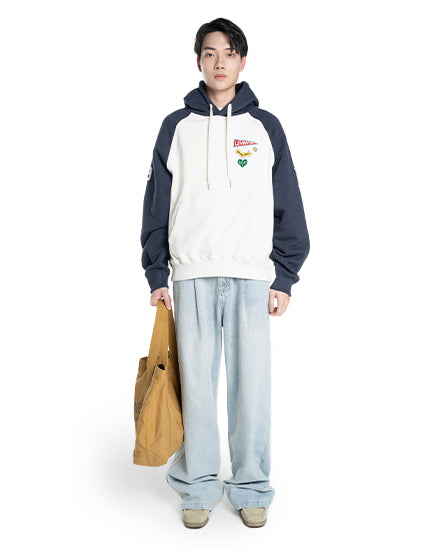 Levents® Sticker Raglan Boxy 2.0 Hoodie/ Black