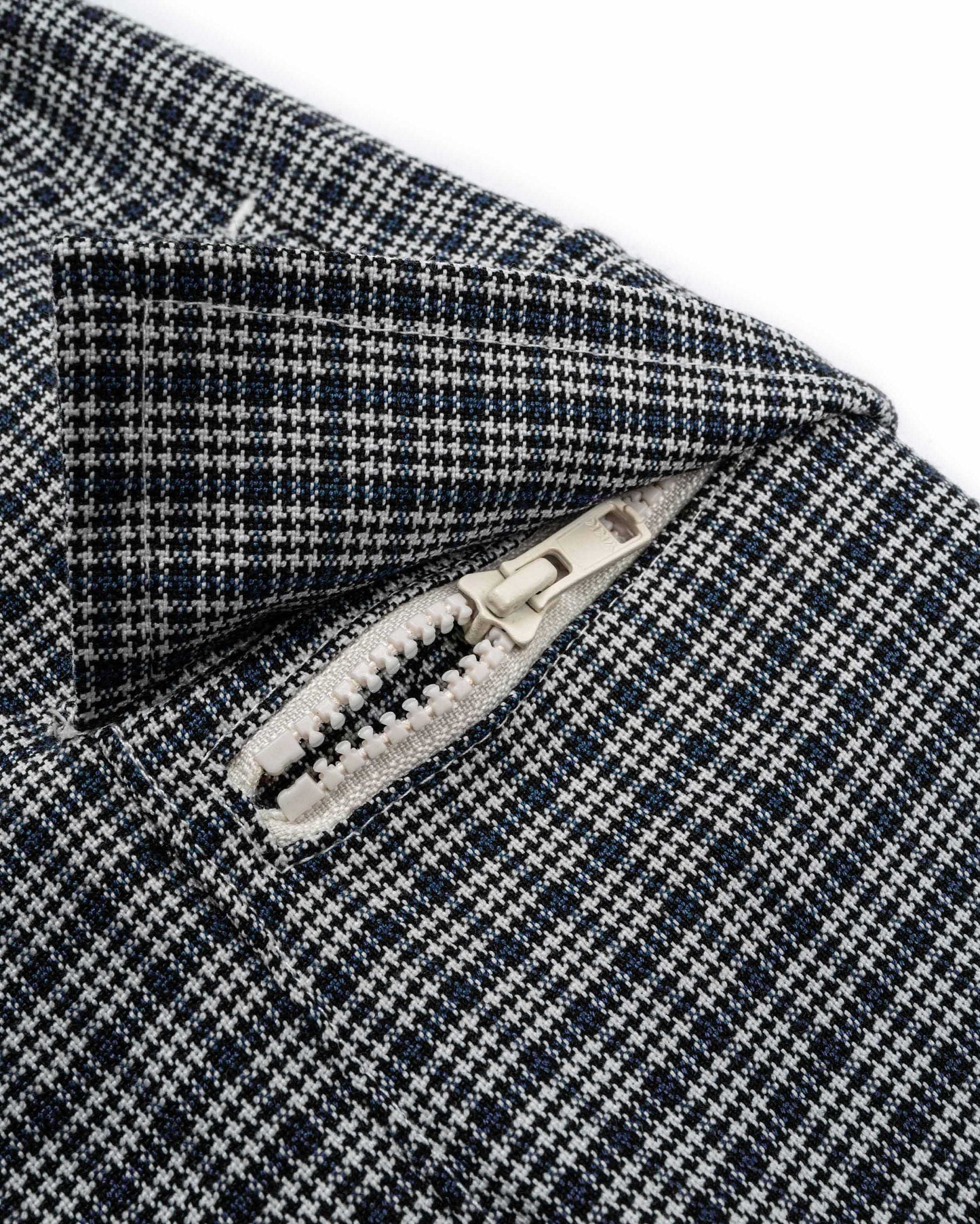 Levents® Sporty Plaid Cargo Shorts