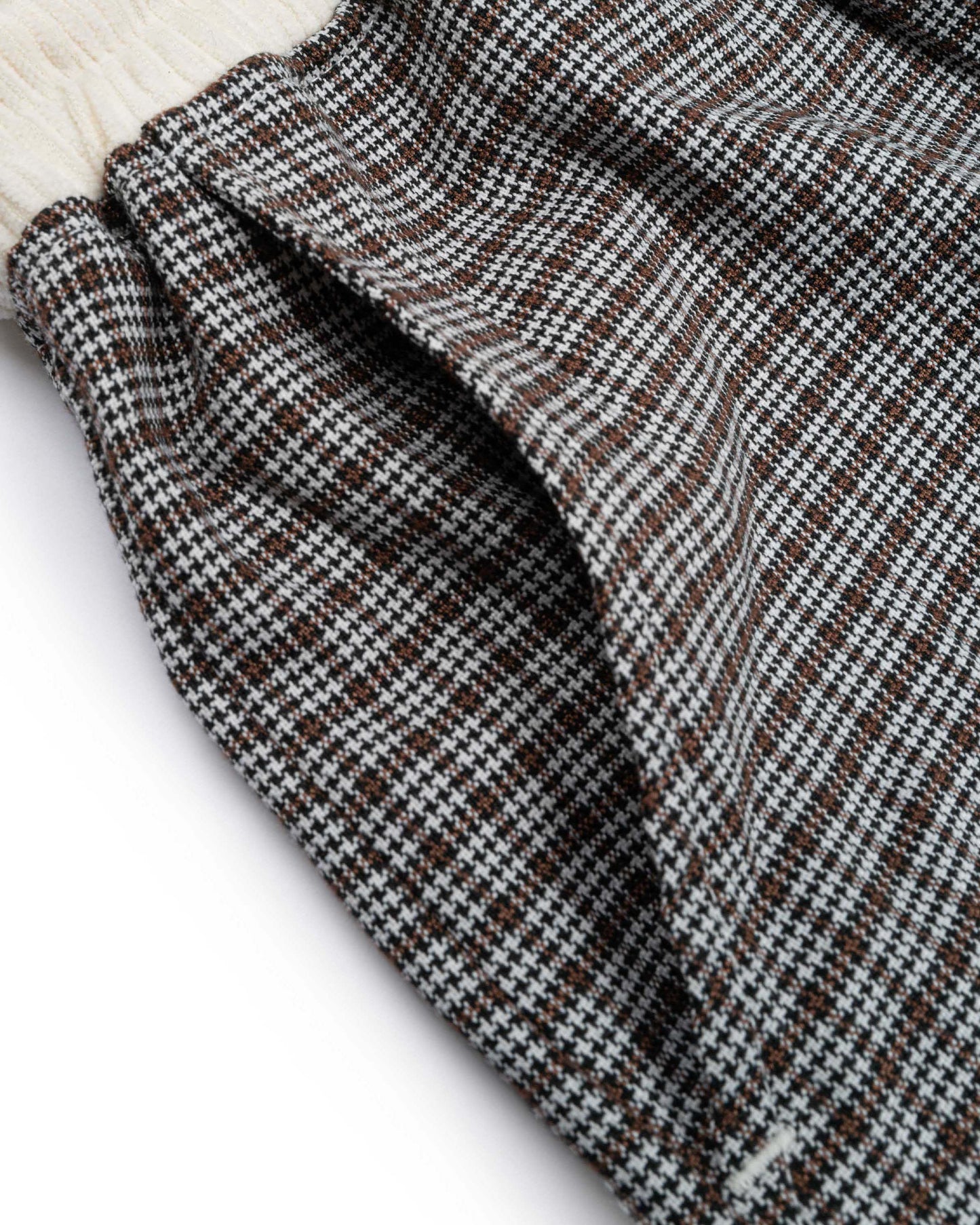 Levents® Sporty Plaid Cargo Shorts