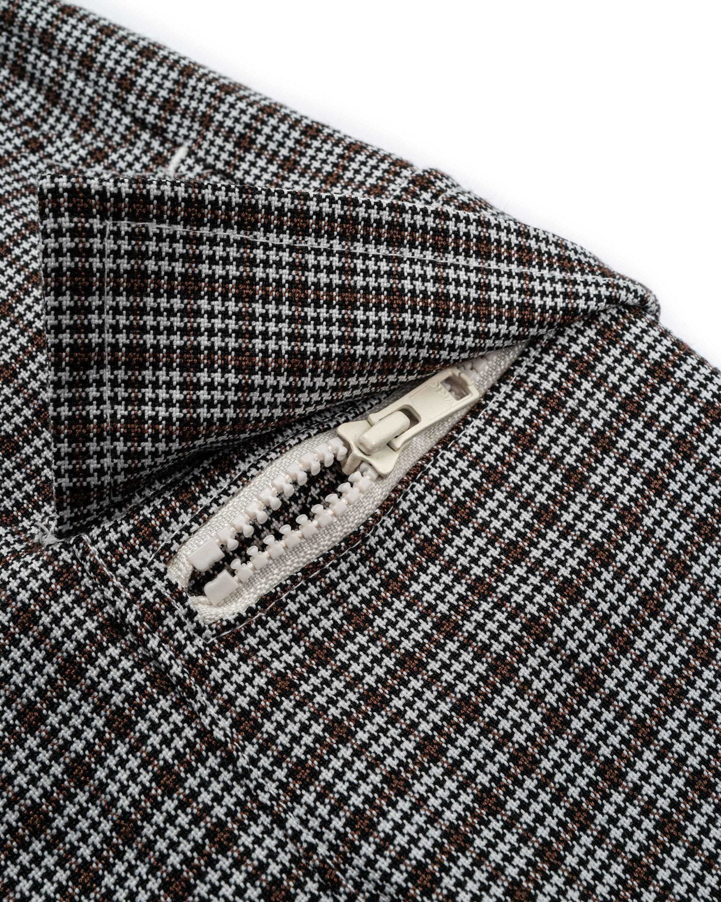 Levents® Sporty Plaid Cargo Shorts