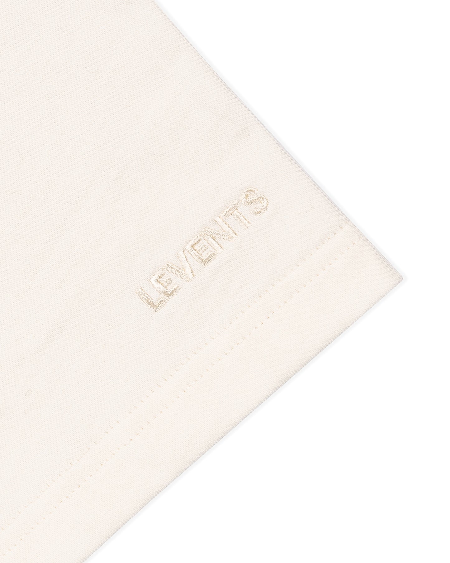 Levents® Flowers Window Tee