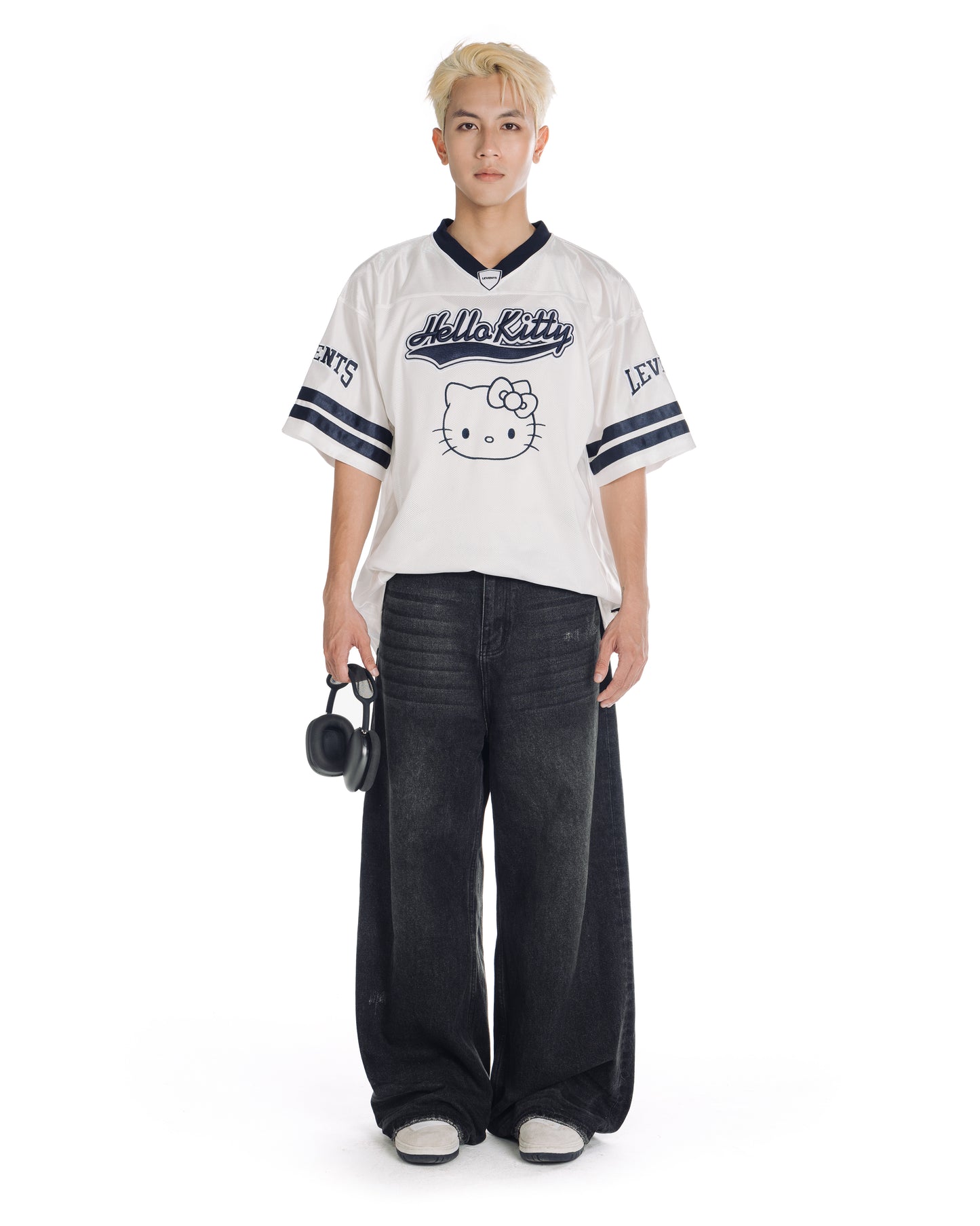 Levents® x Hello Kitty | Champion Oversized Jersey/ White