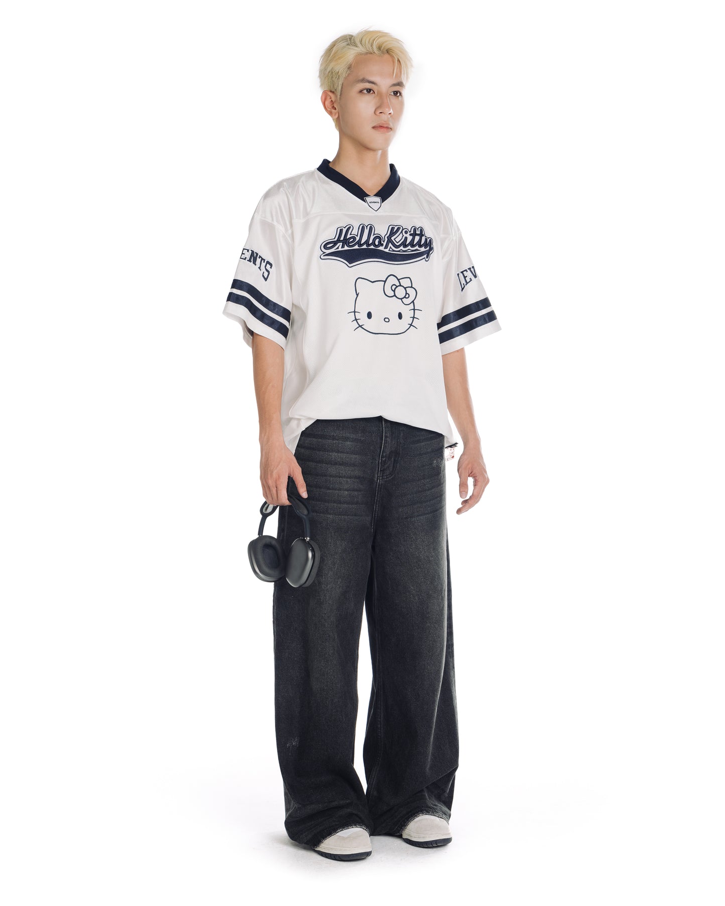 Levents® x Hello Kitty | Champion Oversized Jersey/ White